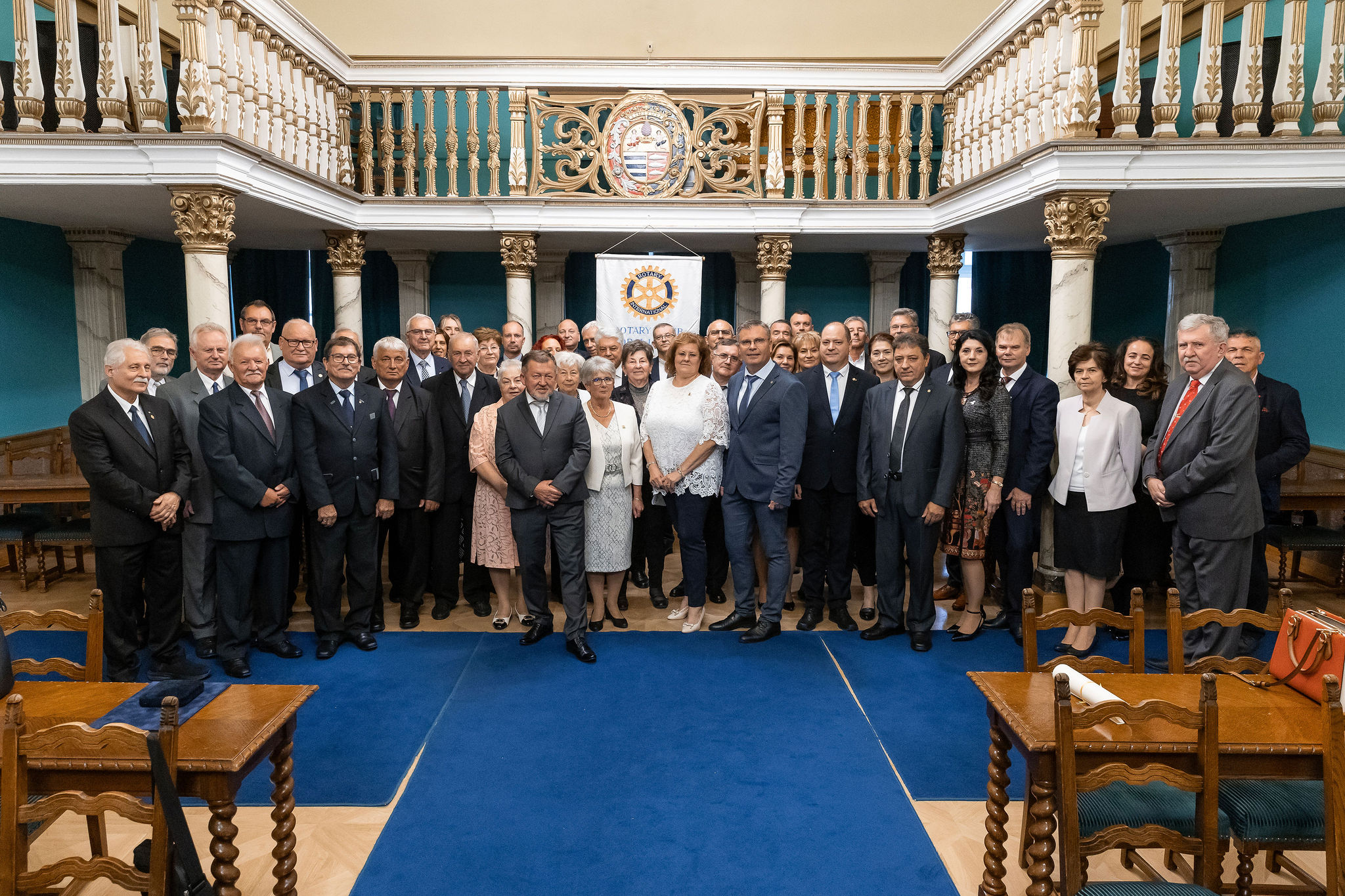 30 év! Díjakkal, tagavatással, emlékpad átadással és bállal ünnepelt a Rotary Club Sátoraljaújhely